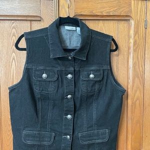 Black denim vest XL